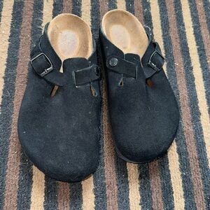 Black Birkenstocks bostons
